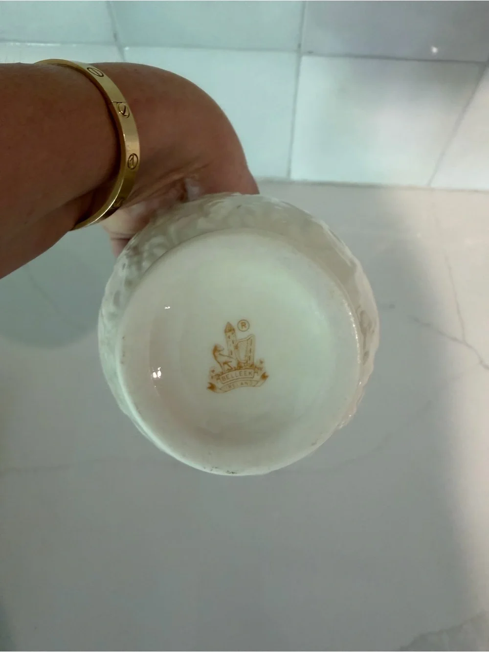 Vintage Belleek Ireland Grapevine 7” bud vase Yellow Lusture